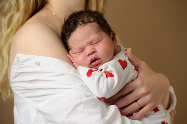 Séance photos de naissance au studio