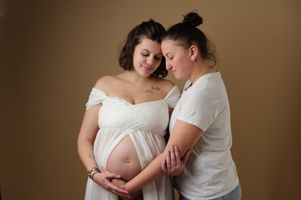 Séance photos de grossesse au studio